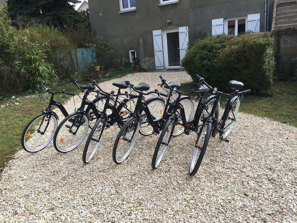 Chez Jeannette Villa Saint-Satur Esterno foto